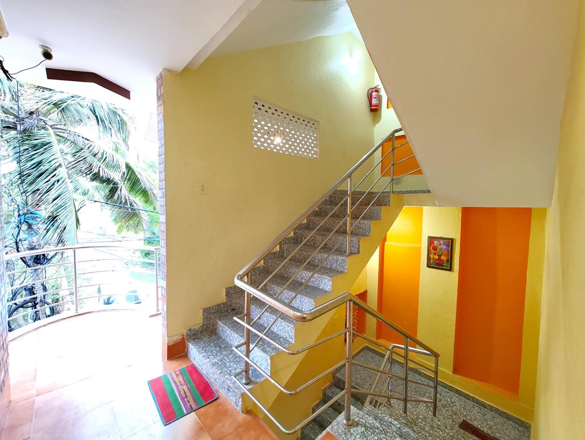 Goroomgo Sahoo Palace Puri - Prime Location Near Sea Beach - Excellent Service With Parking Facilities Luaran gambar