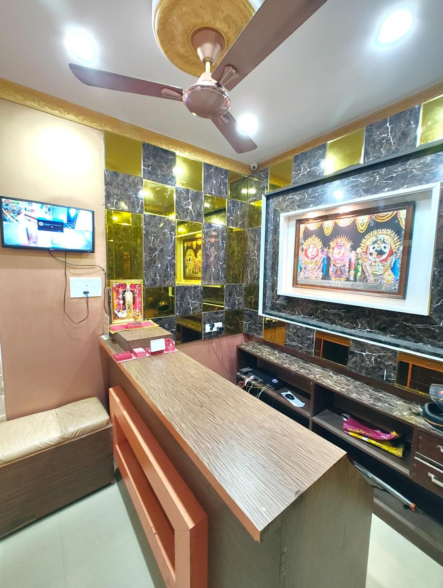 Goroomgo Sahoo Palace Puri - Prime Location Near Sea Beach - Excellent Service With Parking Facilities Luaran gambar