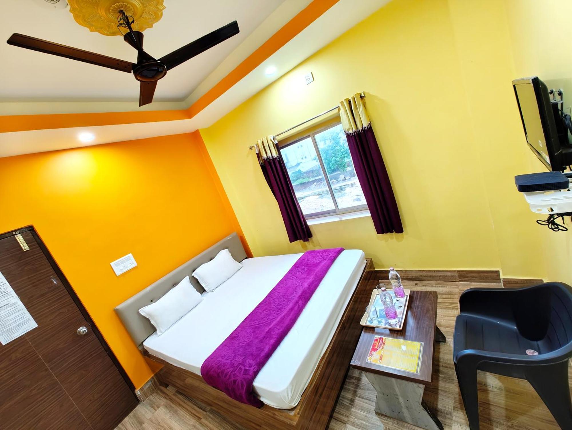 Goroomgo Sahoo Palace Puri - Prime Location Near Sea Beach - Excellent Service With Parking Facilities Luaran gambar